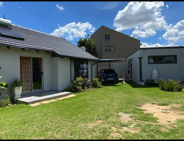 1 BEDROOM APARTMENT FOR SALE IN BONAERO PARK